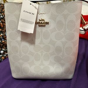 Never used coach bucket bag